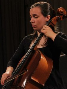 Bertille ARRUÉ, violoncelle